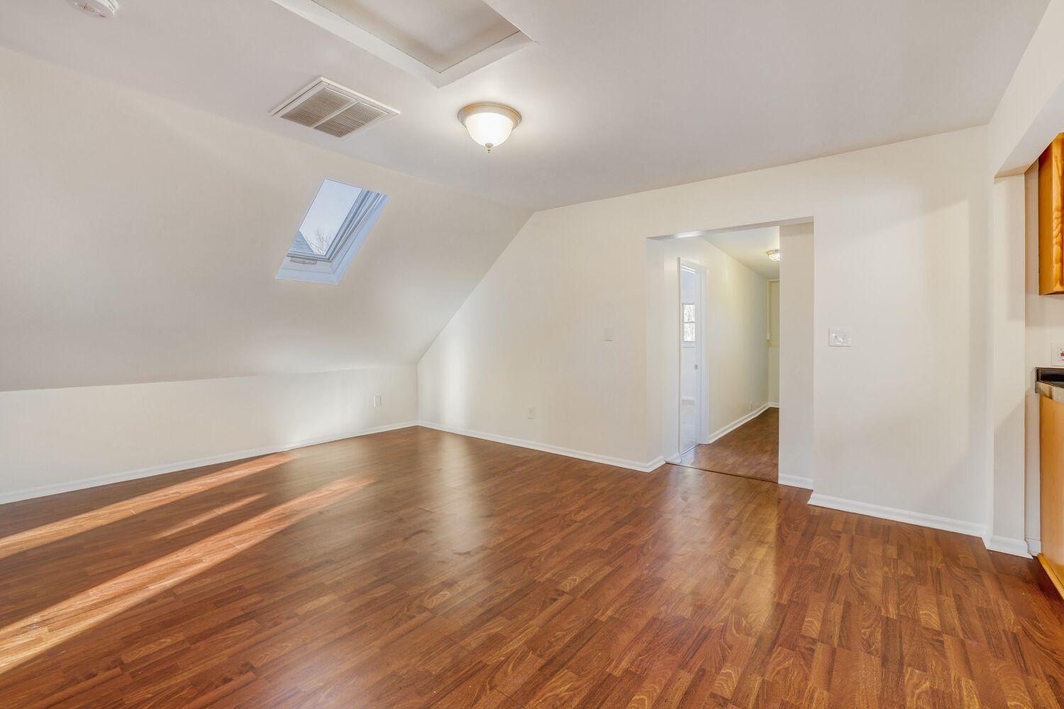 3917 Garfield Avenue Property Photo 12