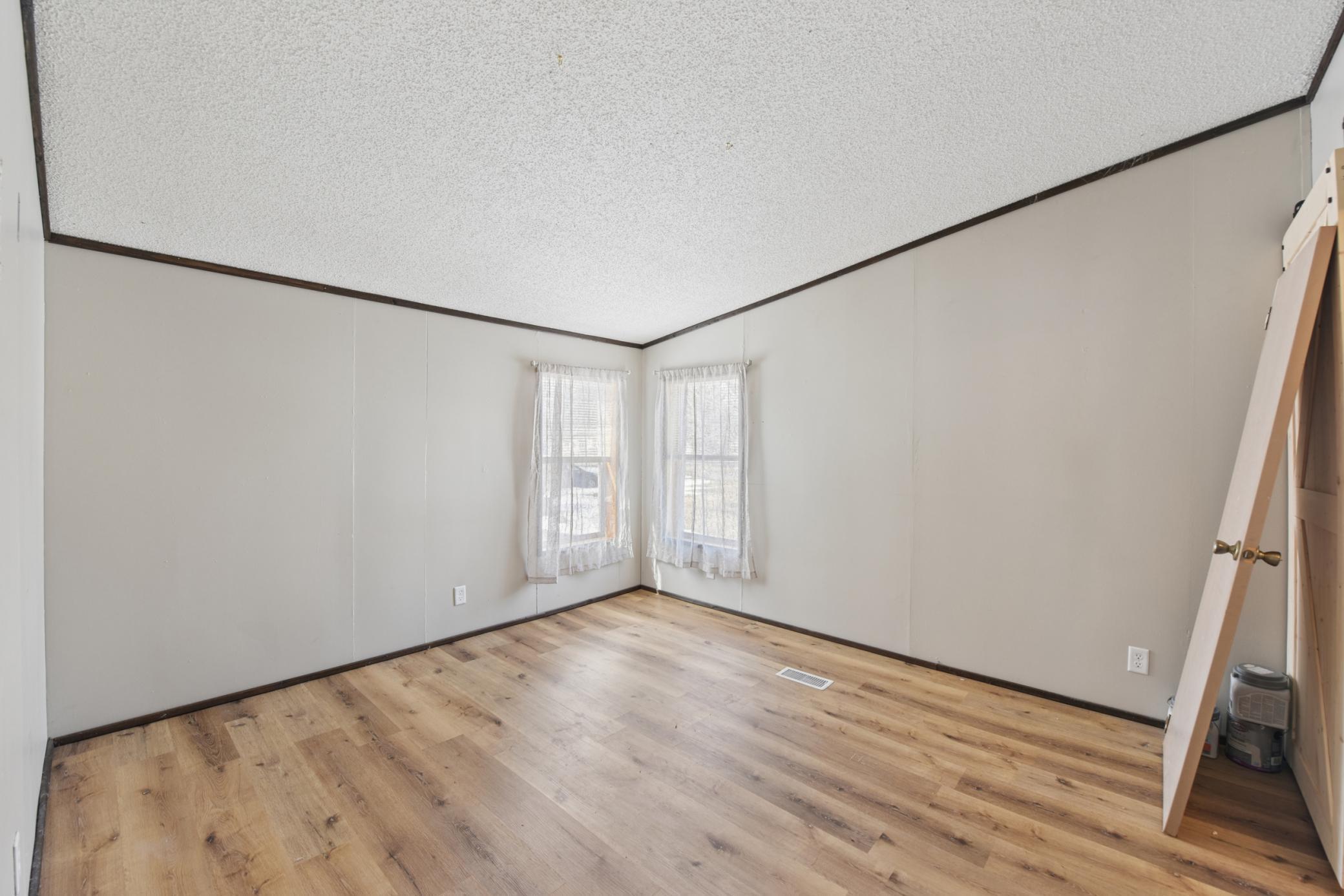 109 Hialeah Street Property Photo 14