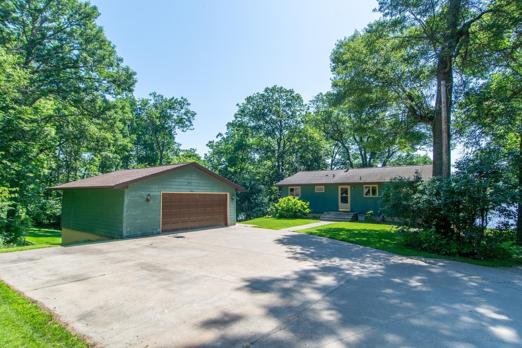 17188 Dewes Road Property Photo 3