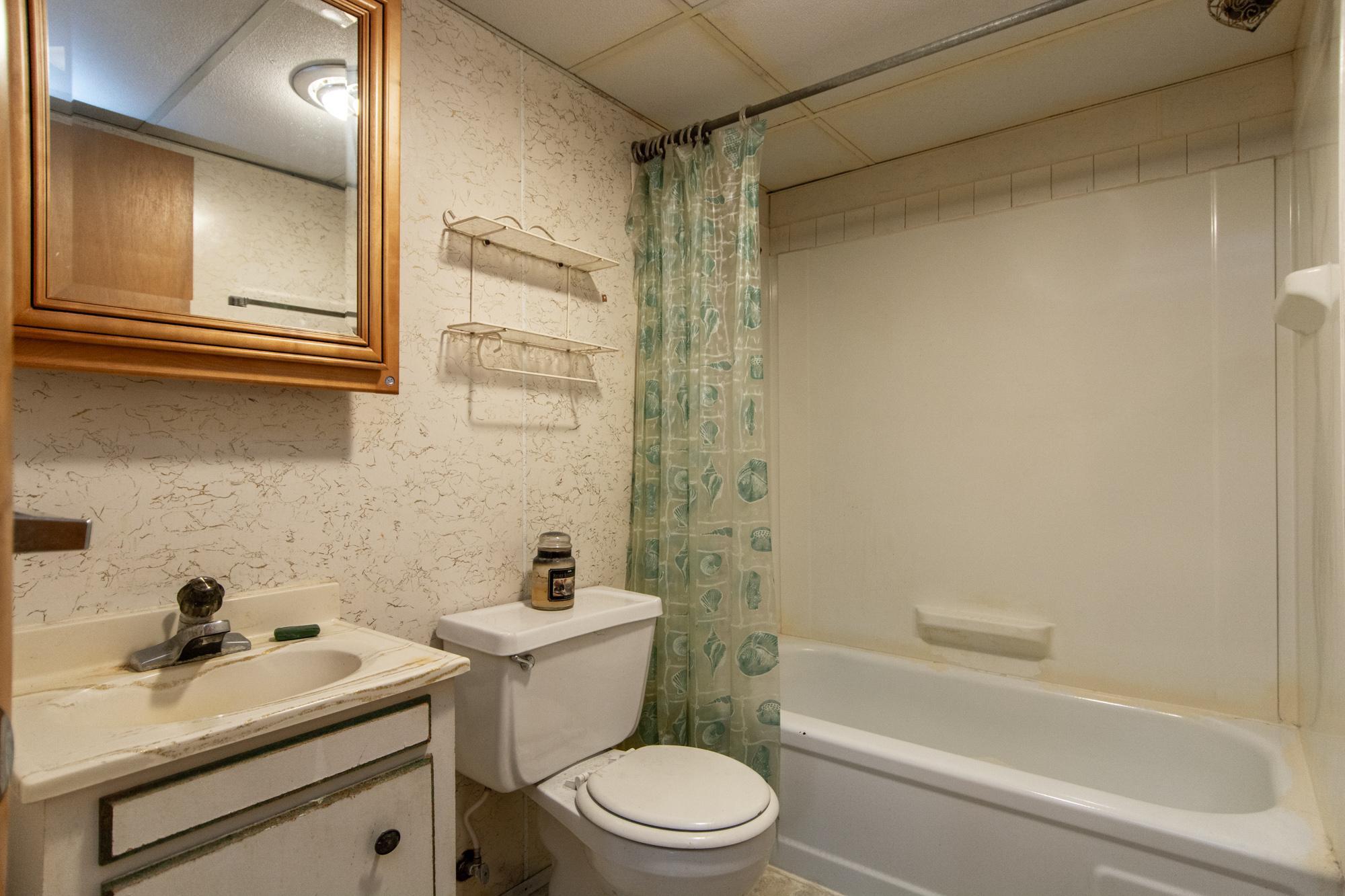 17188 Dewes Road Property Photo 36
