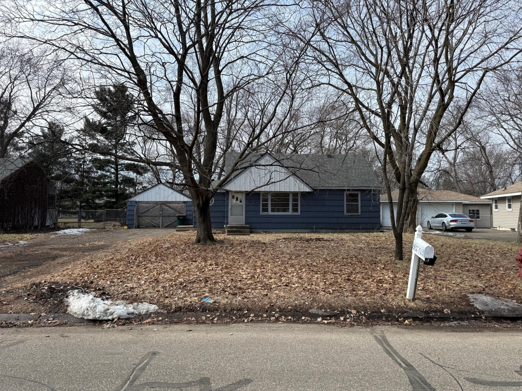 9242 5th Street NE Property Photo 1