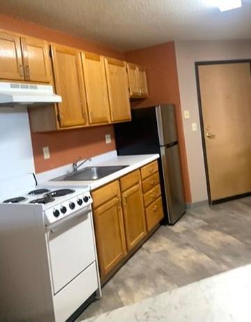 31 Chestnut Street E #5 Property Photo 11