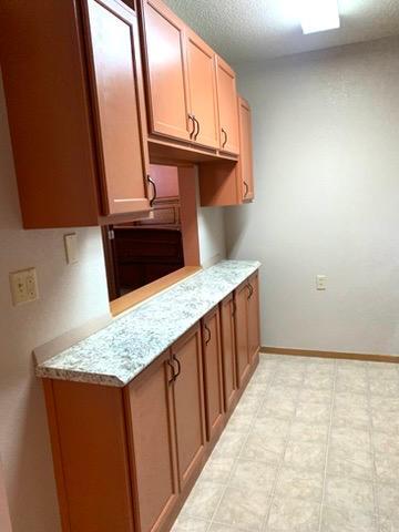 31 Chestnut Street E #9 Property Photo 5
