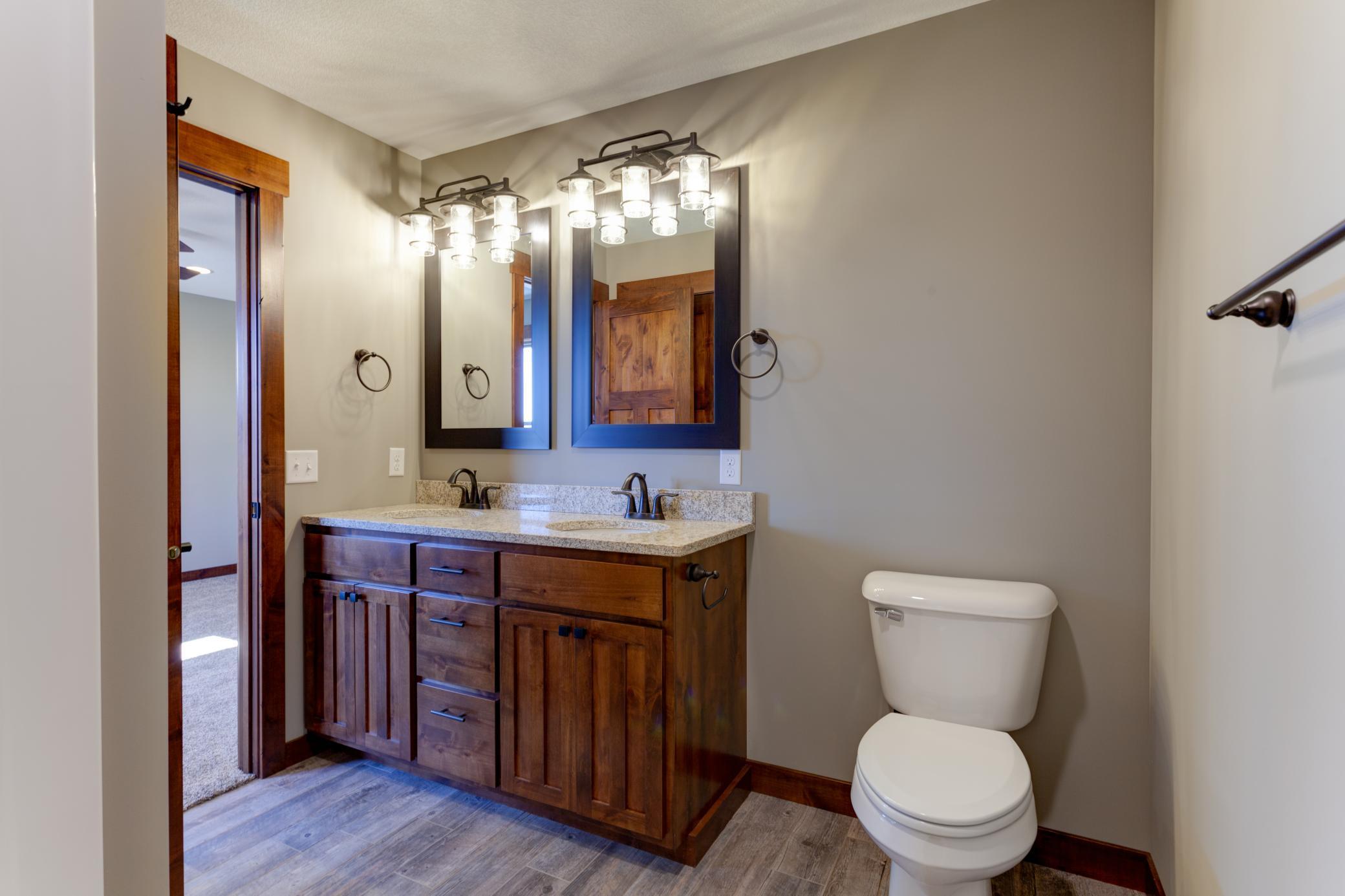 1622 72nd Avenue Property Photo 7