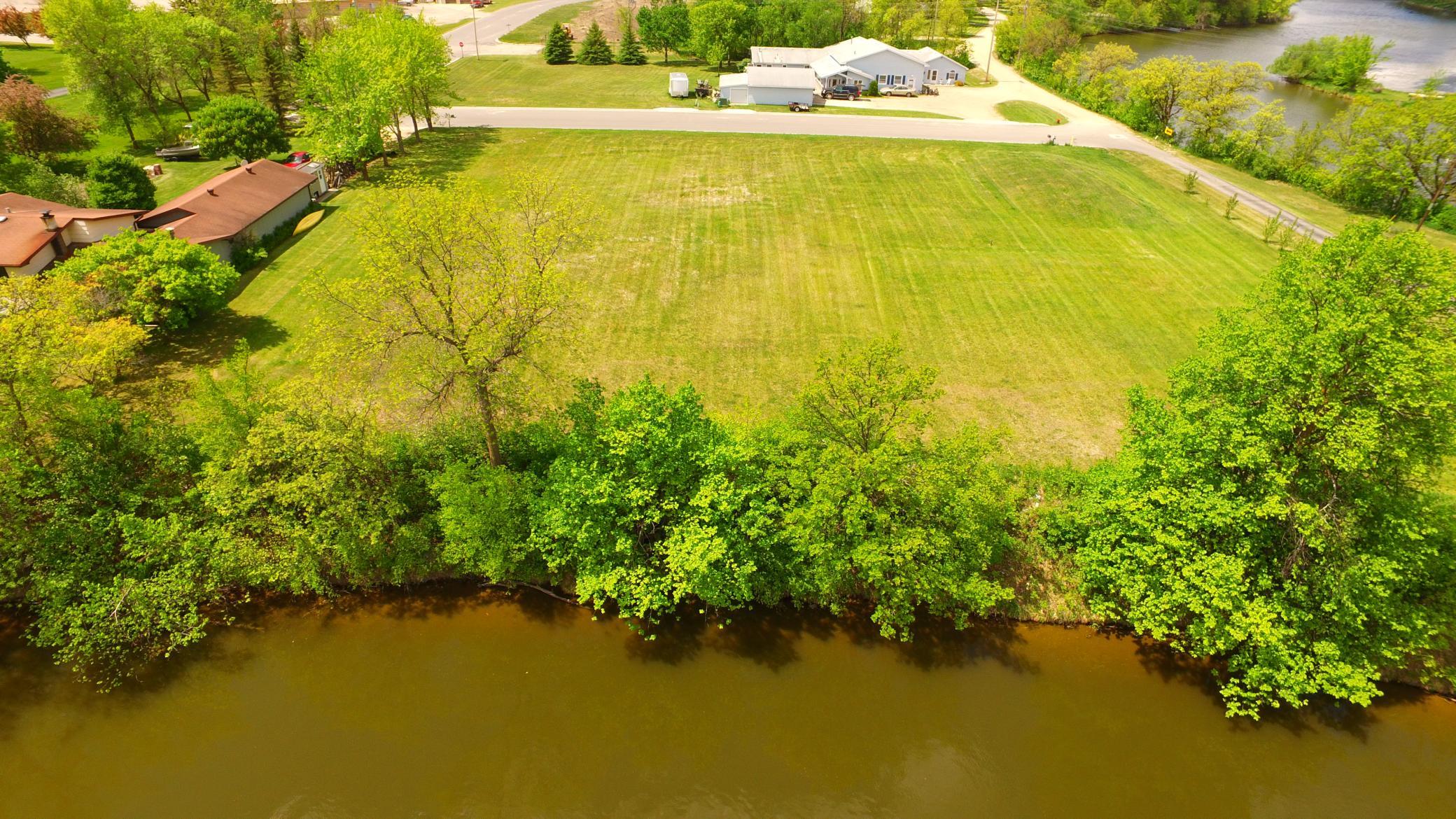 106 Breezy Drive Property Photo 1