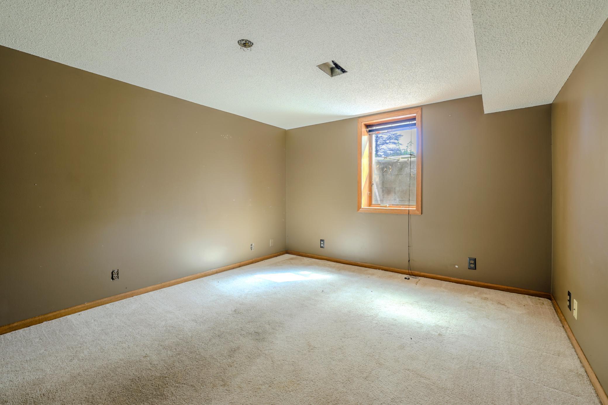 836 112th Avenue Nw Property Photo 19