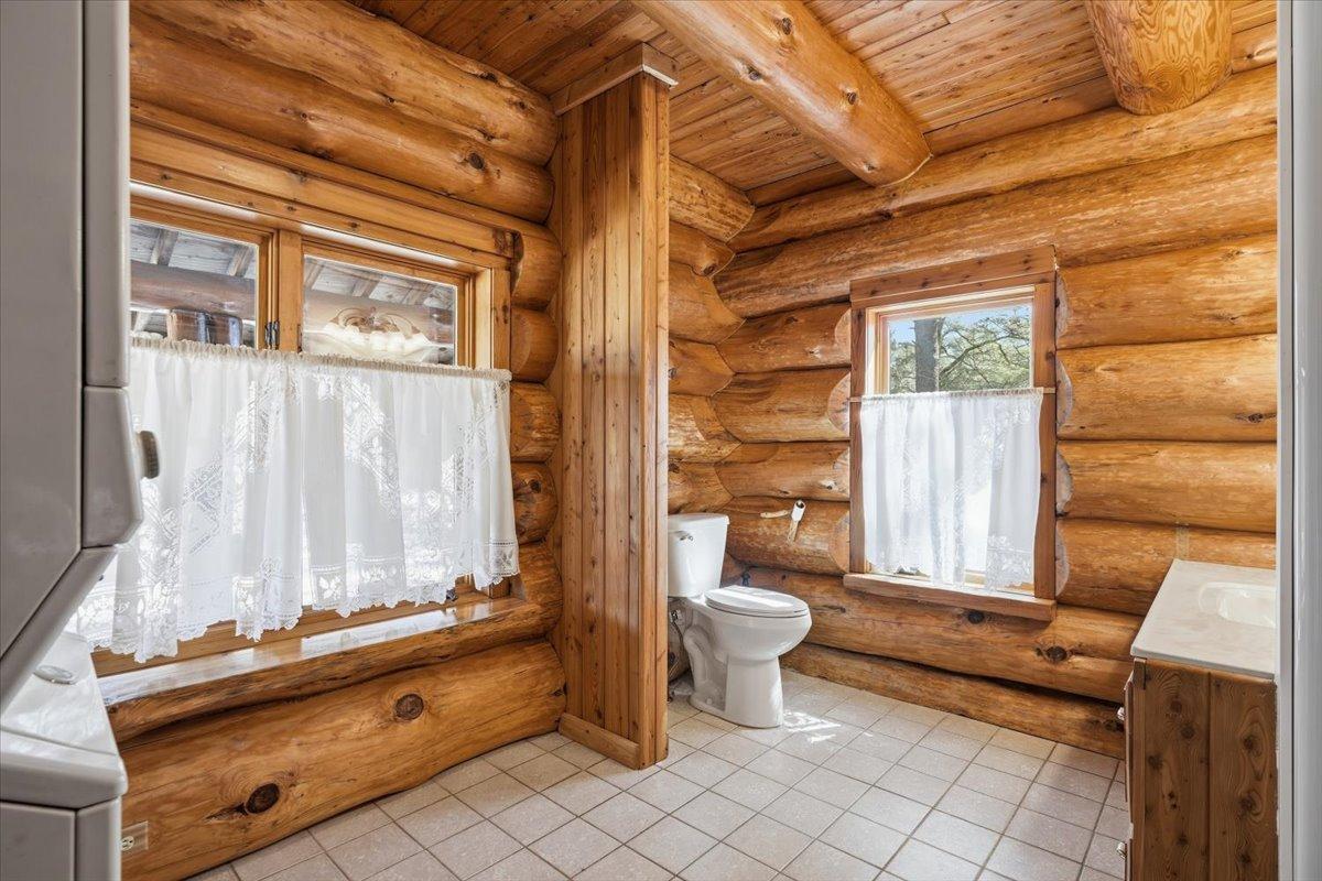 481 130th Street Property Photo 31