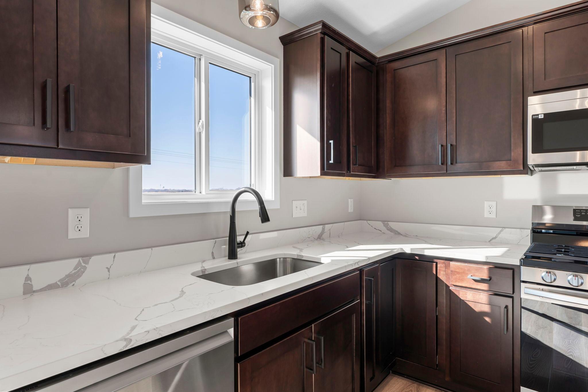 1003 Misty Meadow Boulevard Property Photo 6