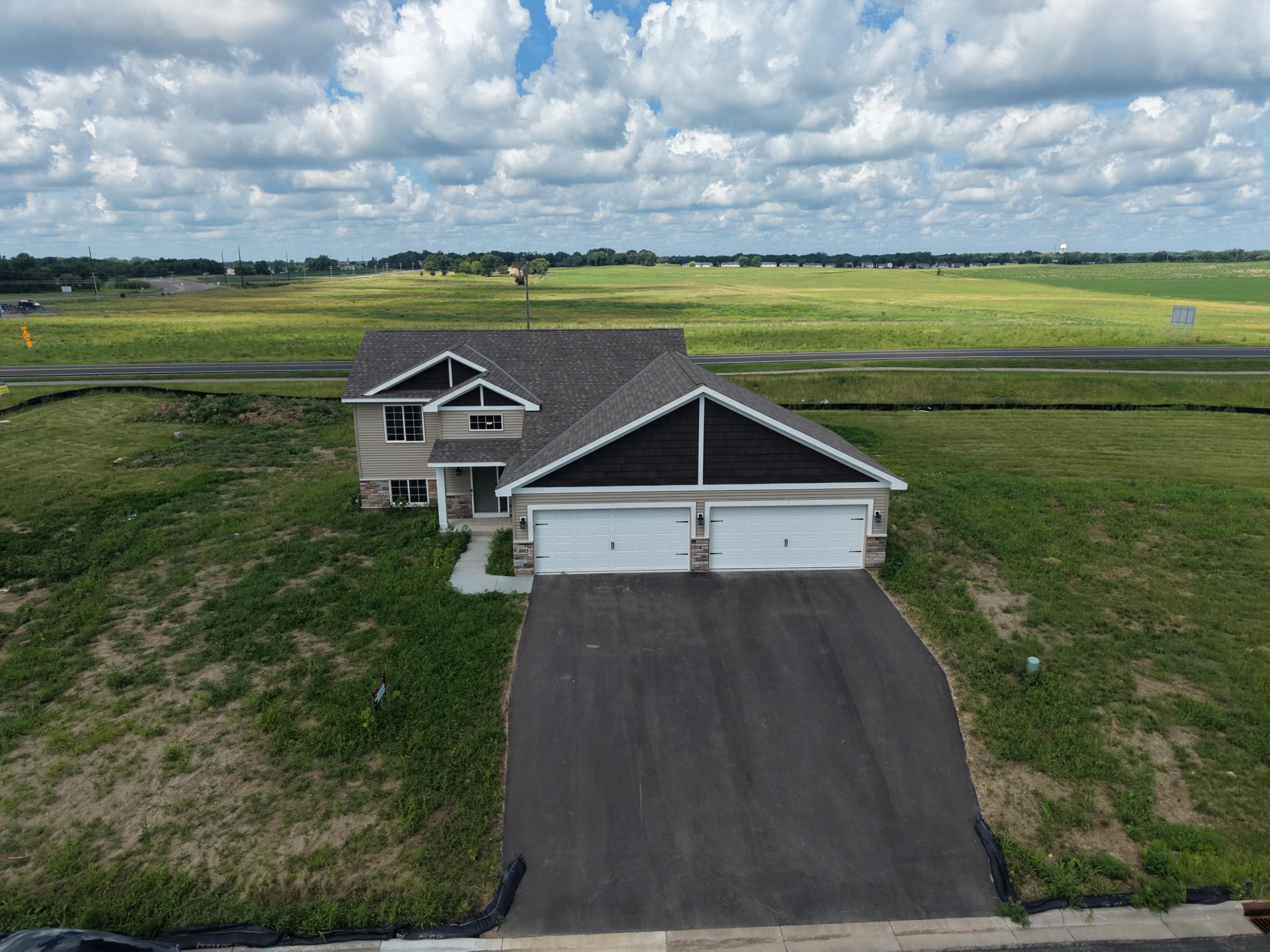 1003 Misty Meadow Boulevard Property Photo 31