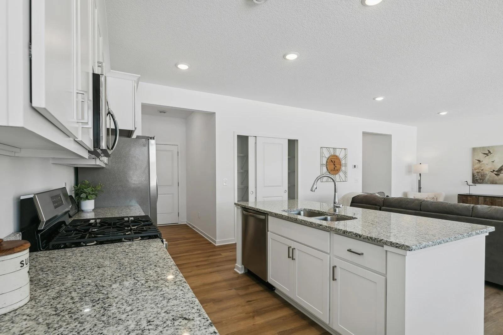 Tbd 1st Avenue Property Photo 6