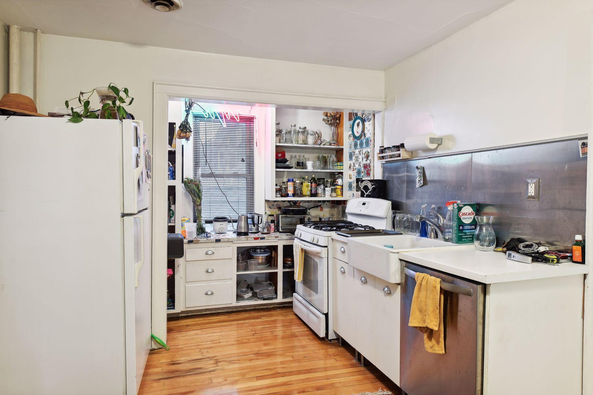 199 James Avenue N Property Photo 22