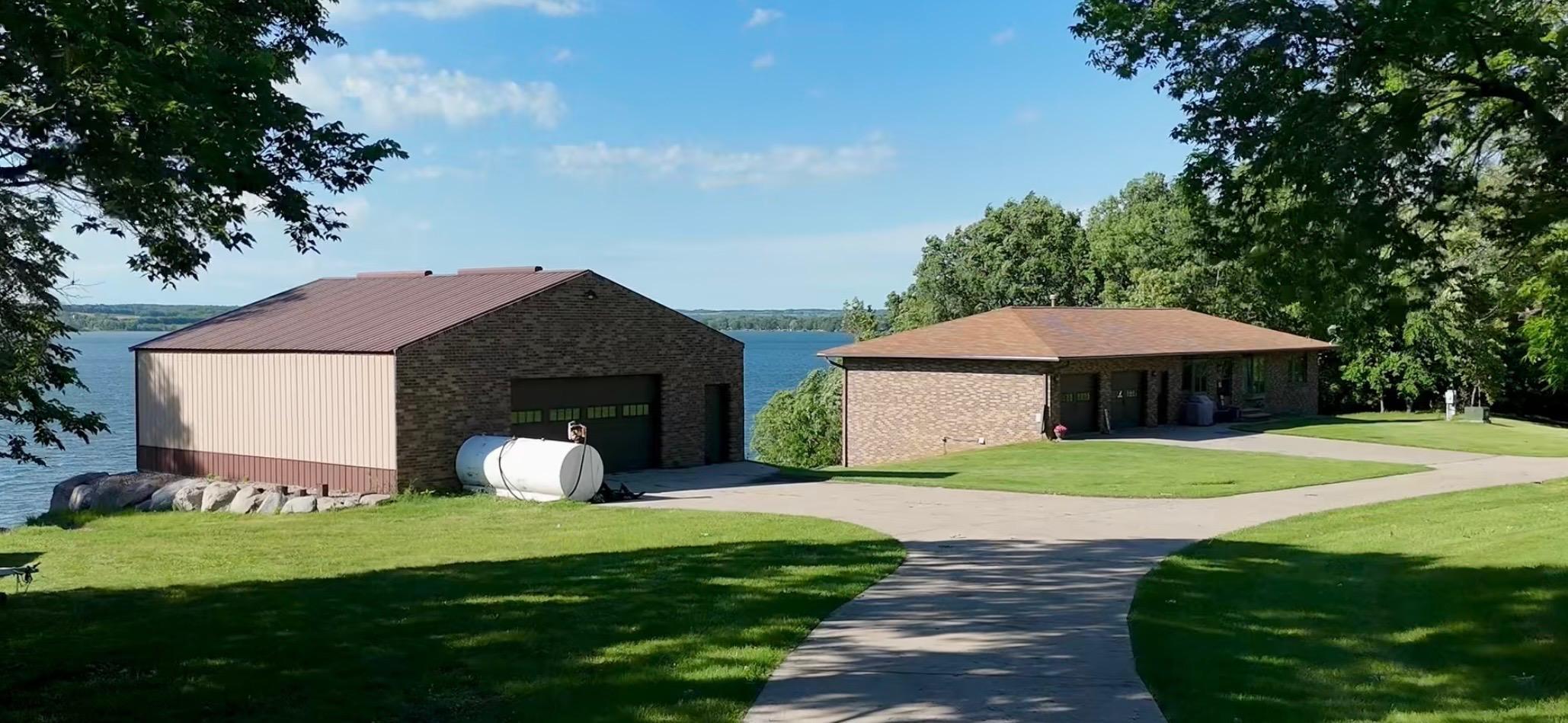 26775 Mickelson Drive Property Photo 14