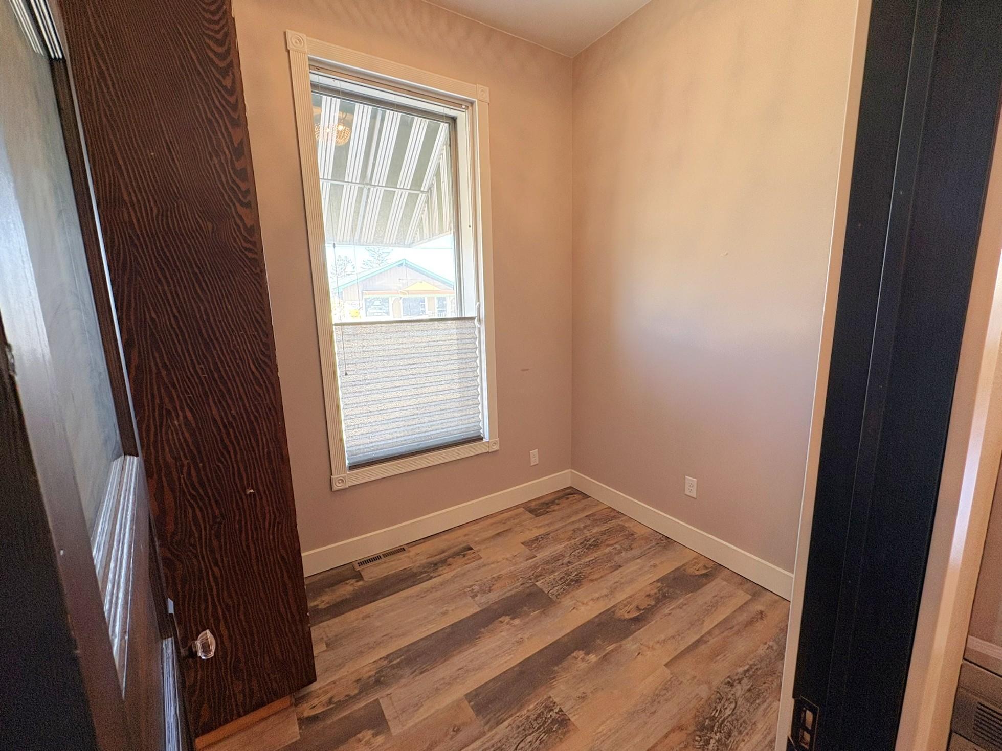 104 Cedar Avenue E Property Photo 11