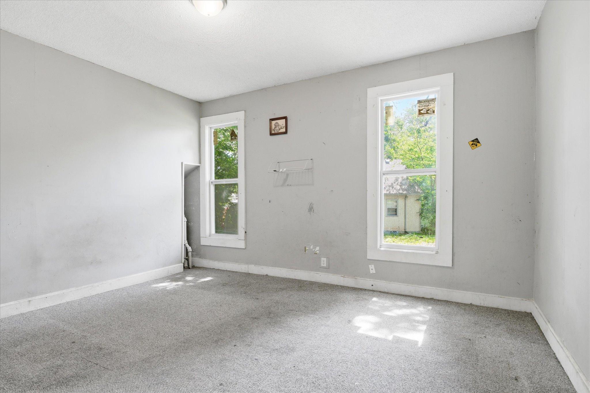 1667 Ames Avenue Property Photo 10