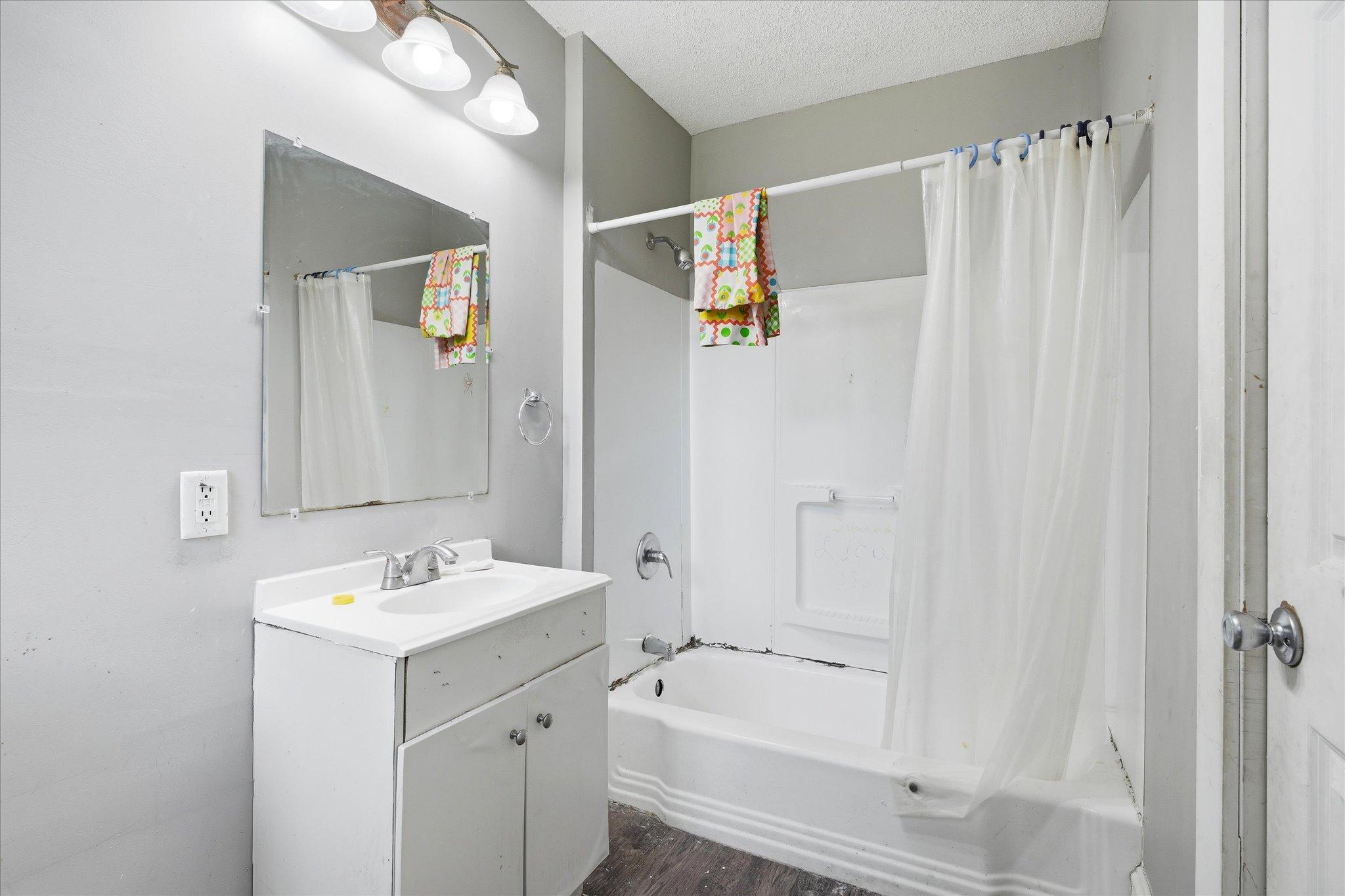 1667 Ames Avenue Property Photo 16