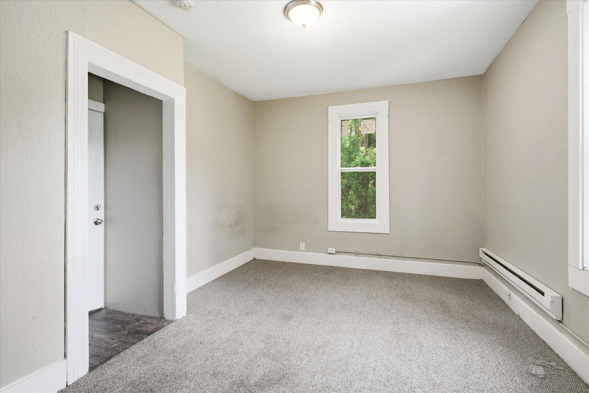 1667 Ames Avenue Property Photo 18
