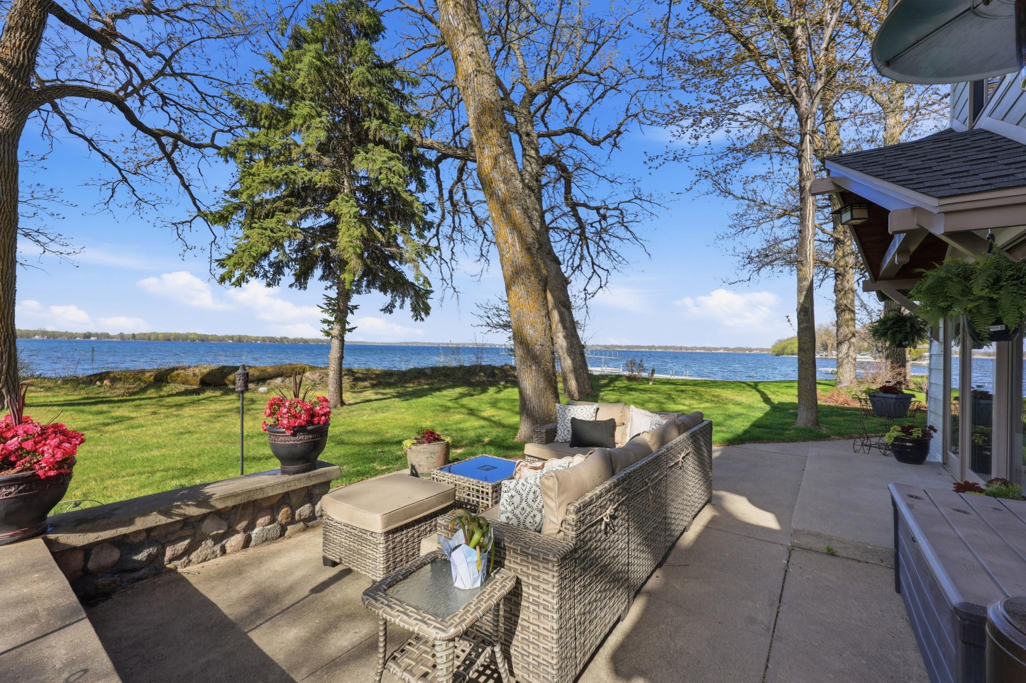 611 N Shore Drive Property Photo 58