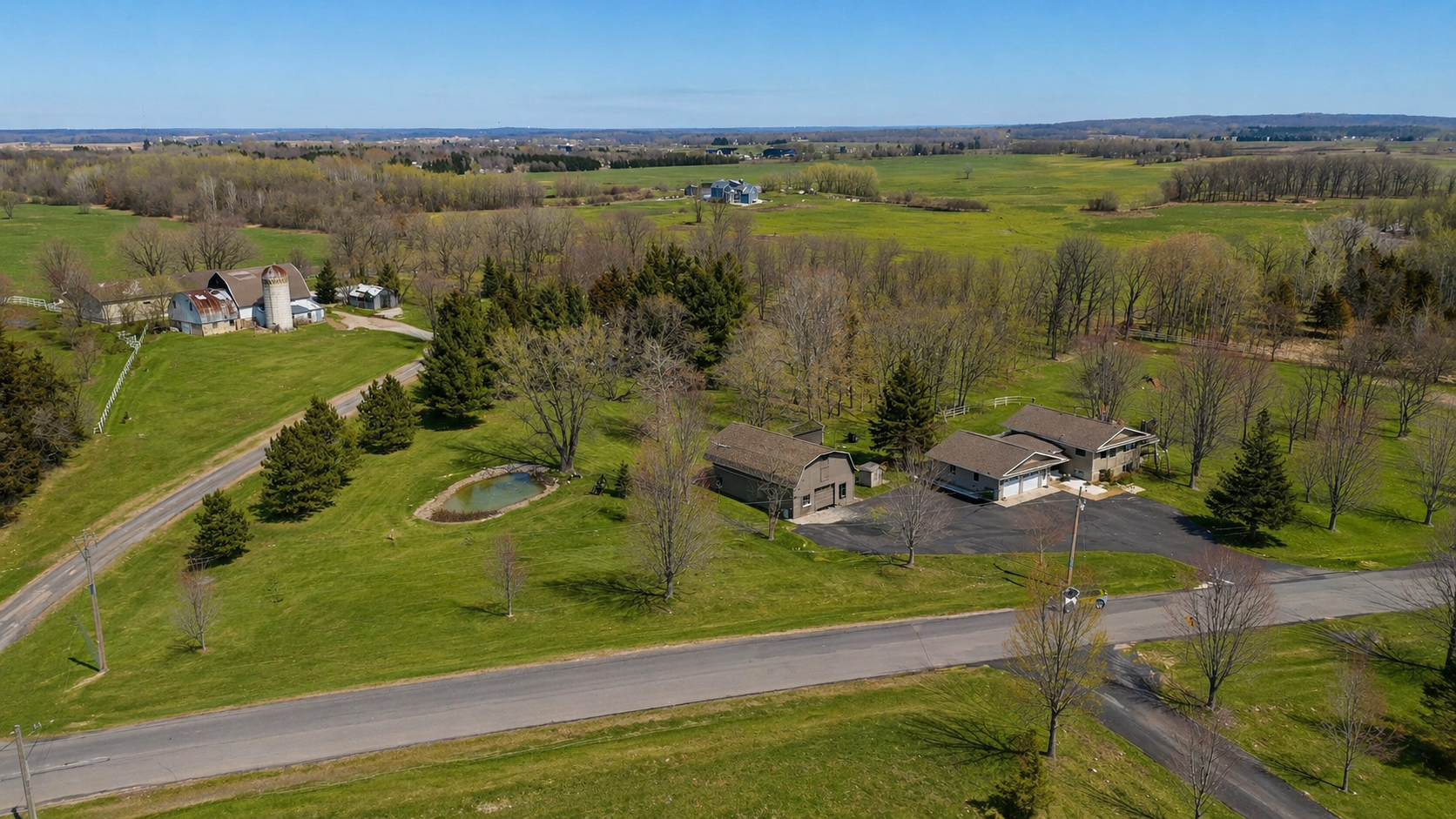 7352 Ahles Road Property Photo 2