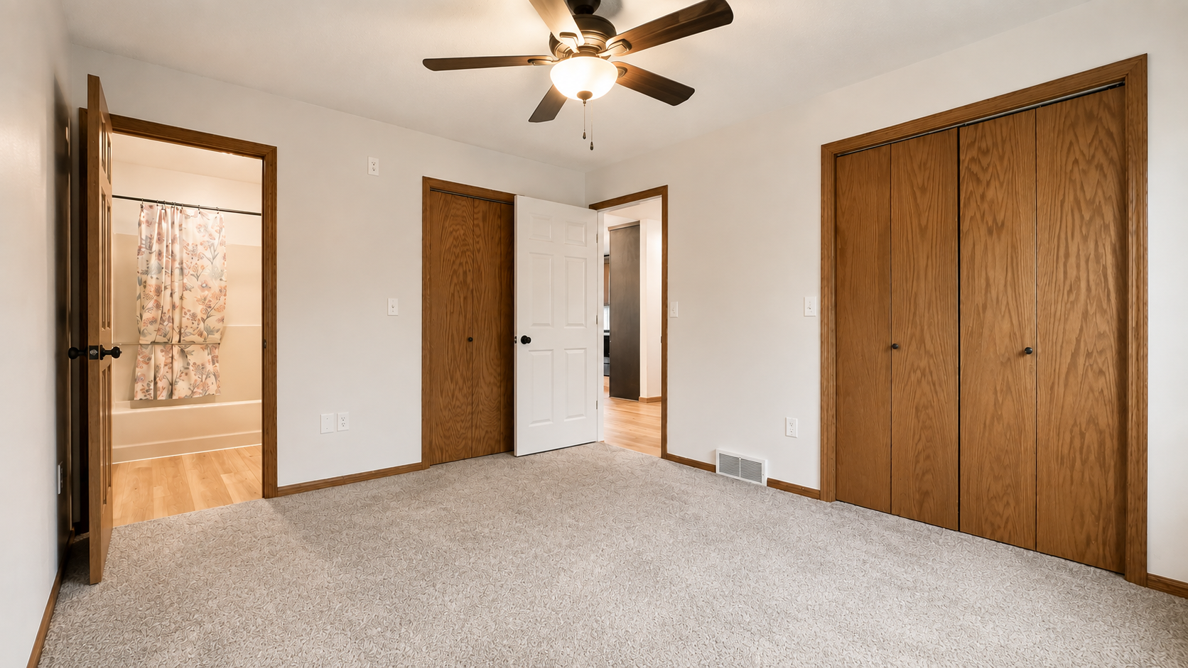 7352 Ahles Road Property Photo 23
