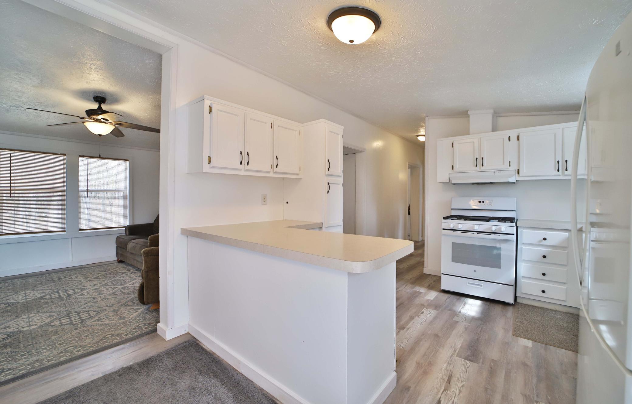 2188 E Five Point Lake Drive Nw Property Photo 5