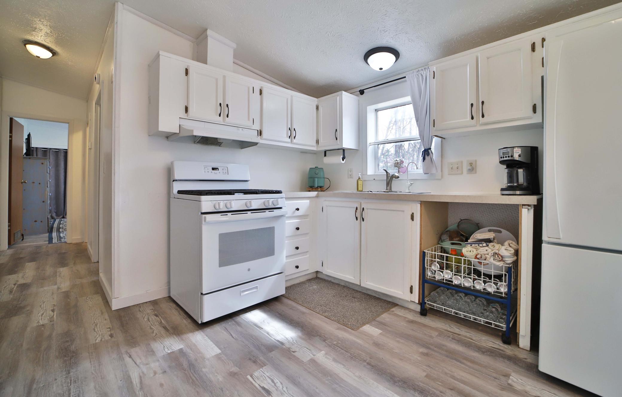 2188 E Five Point Lake Drive Nw Property Photo 6