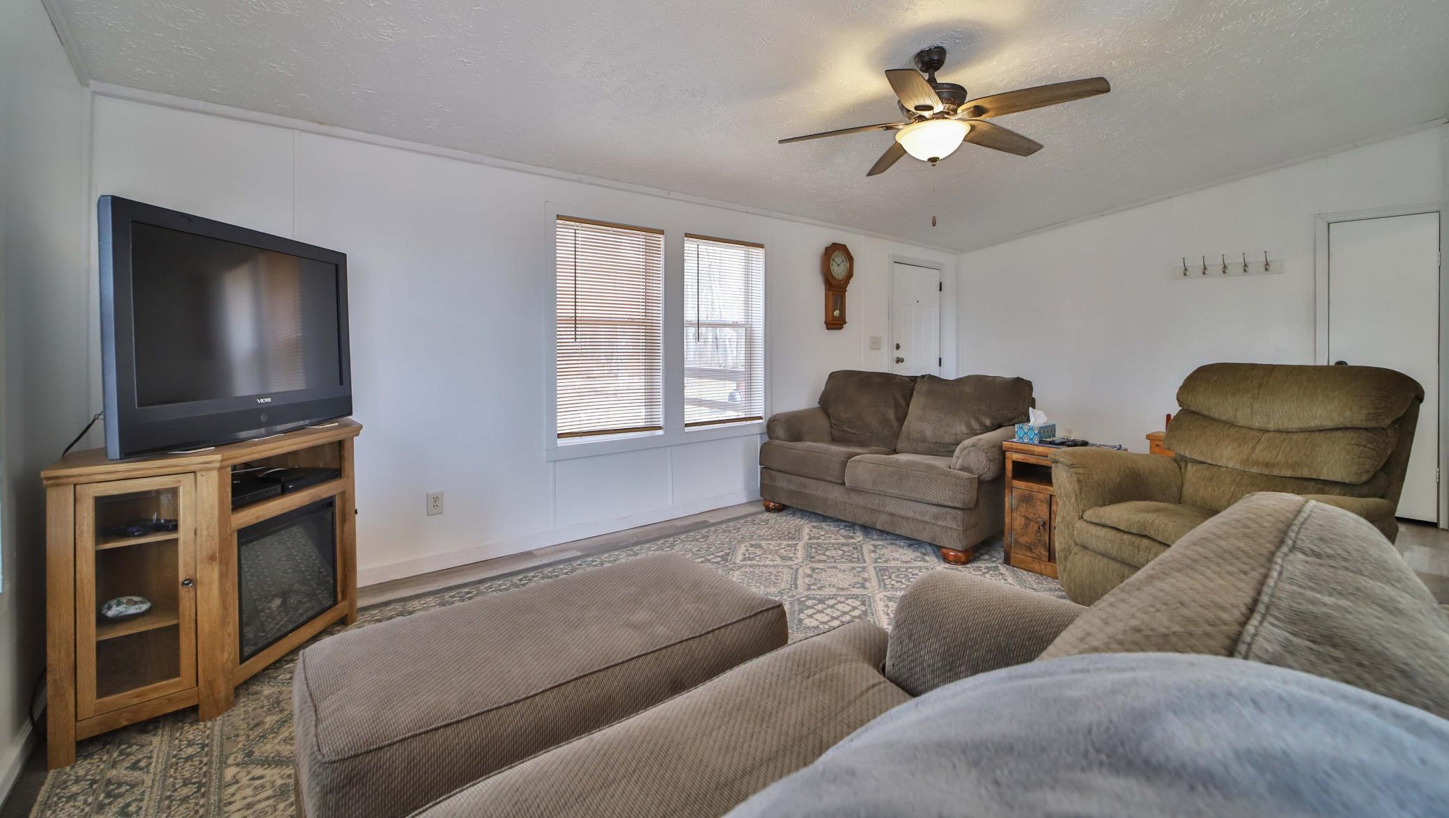 2188 E Five Point Lake Drive Nw Property Photo 14