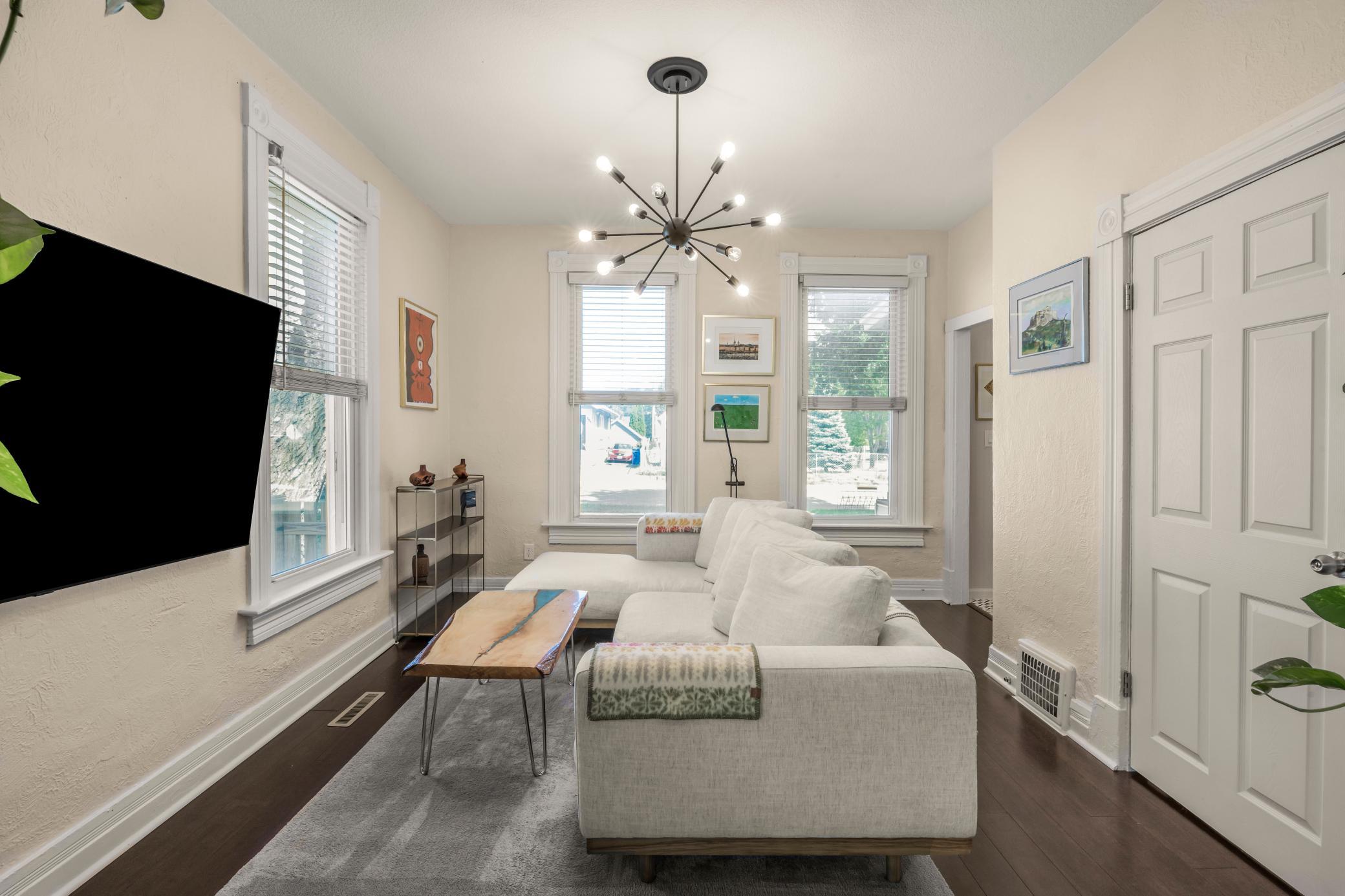 282 Annapolis Street E Property Photo 5