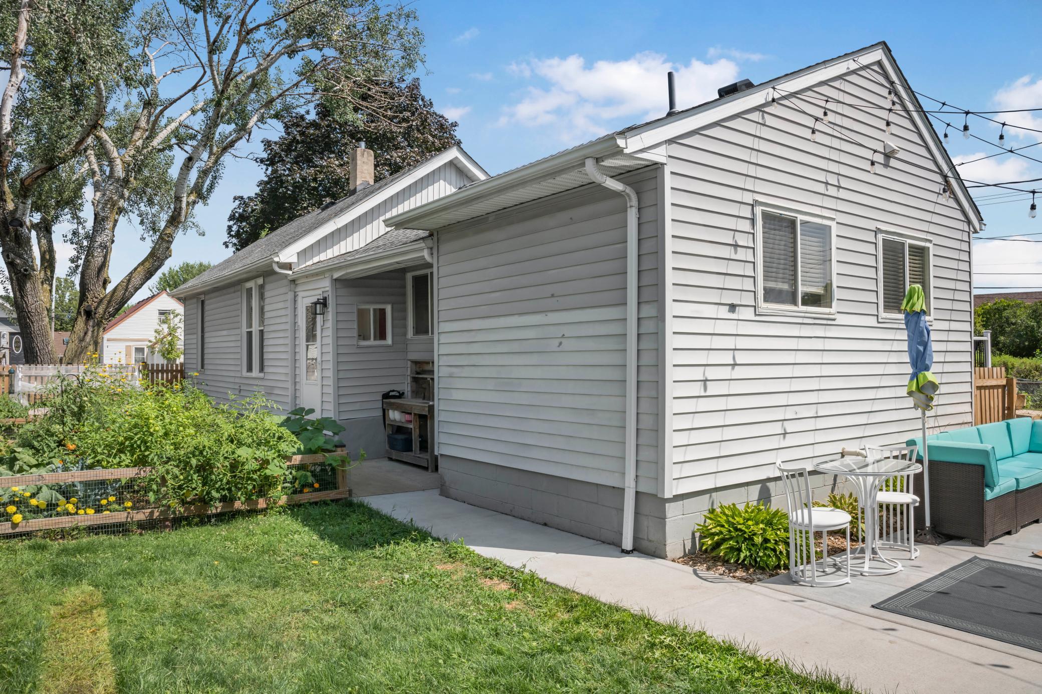 282 Annapolis Street E Property Photo 27