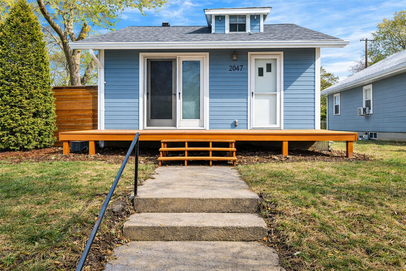 2047 Nokomis Avenue
