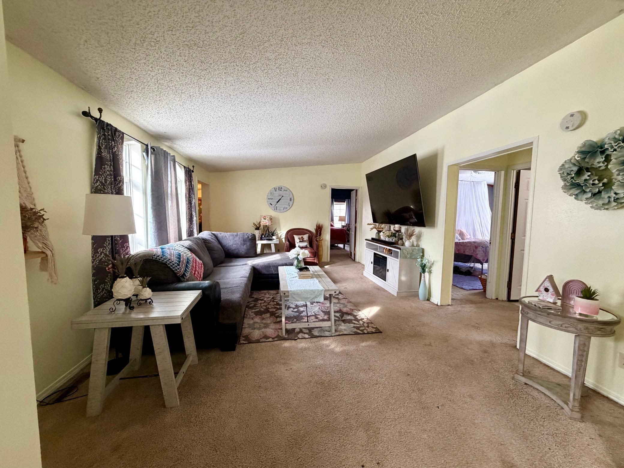 3911 Alder Street Ne Property Photo 10