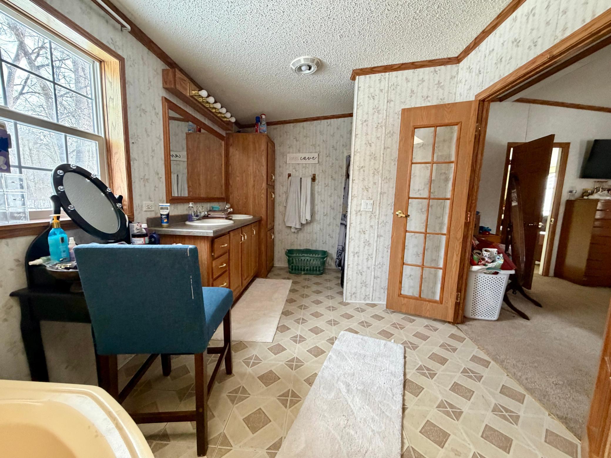 3911 Alder Street Ne Property Photo 20