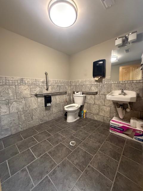 412 E Main Street Property Photo 11