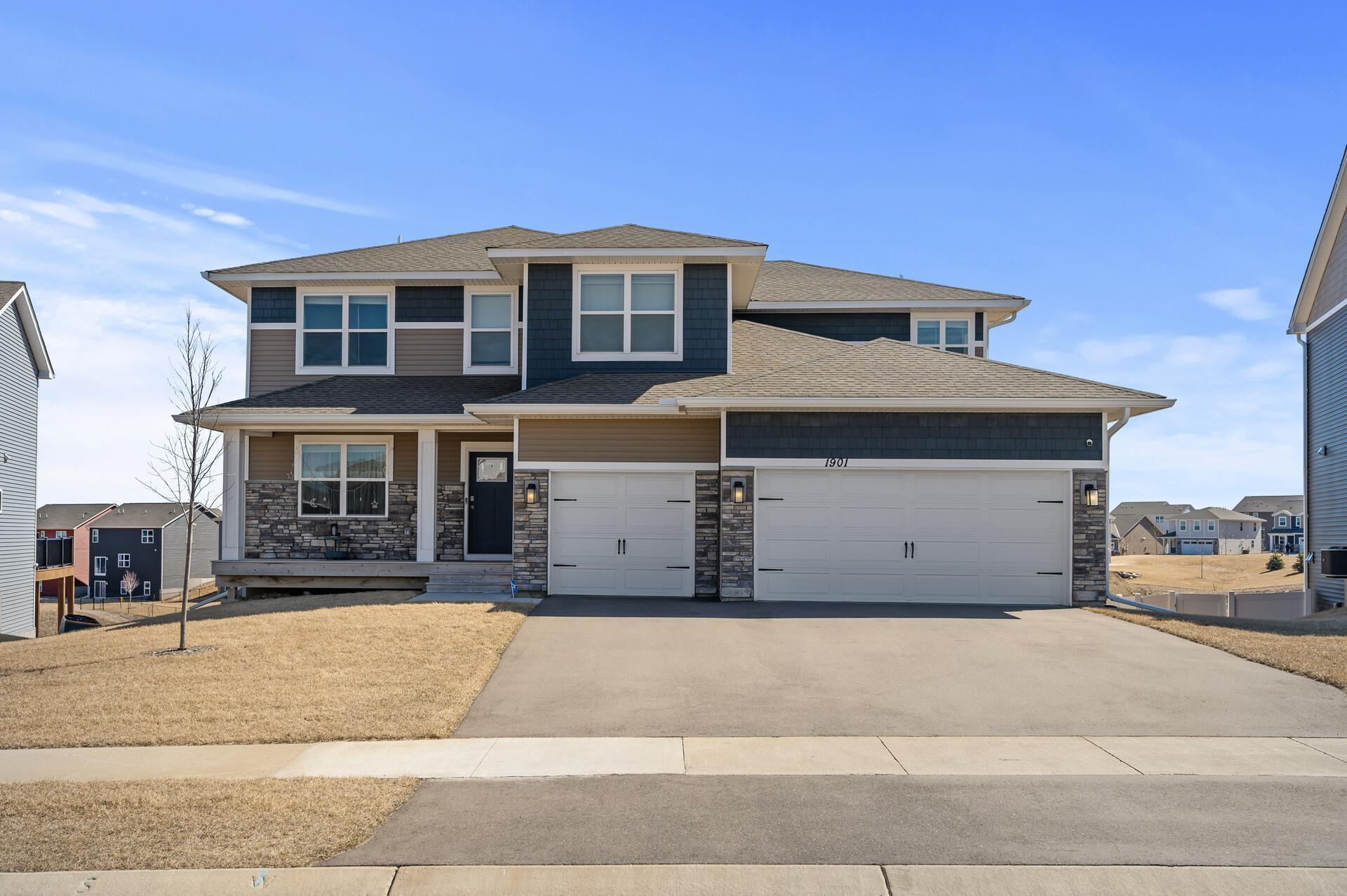 1901 Aztec Avenue Property Photo 1