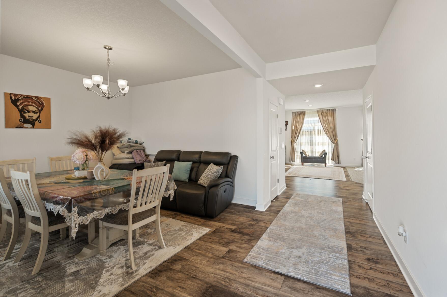 1901 Aztec Avenue Property Photo 2