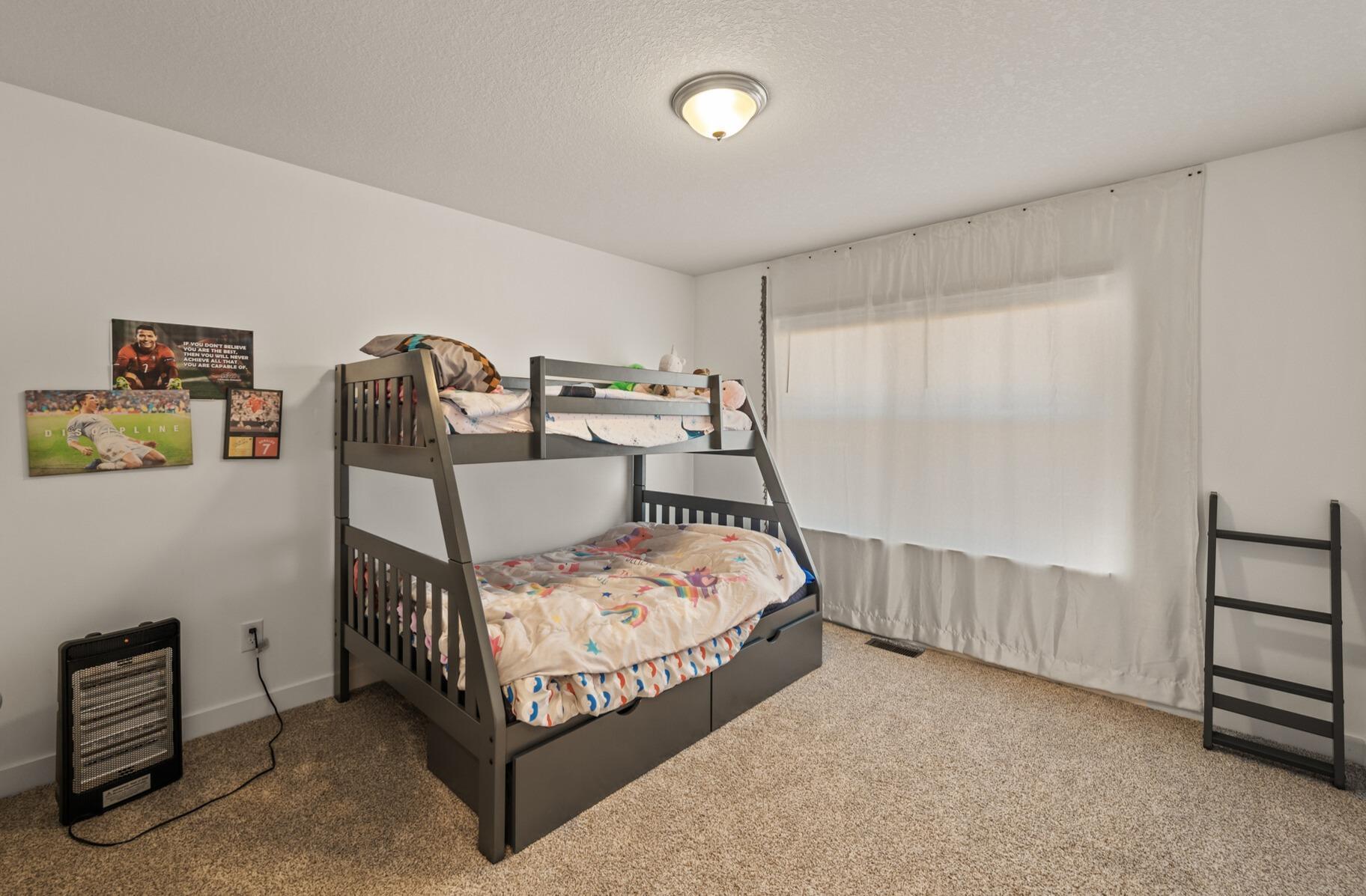 1901 Aztec Avenue Property Photo 22