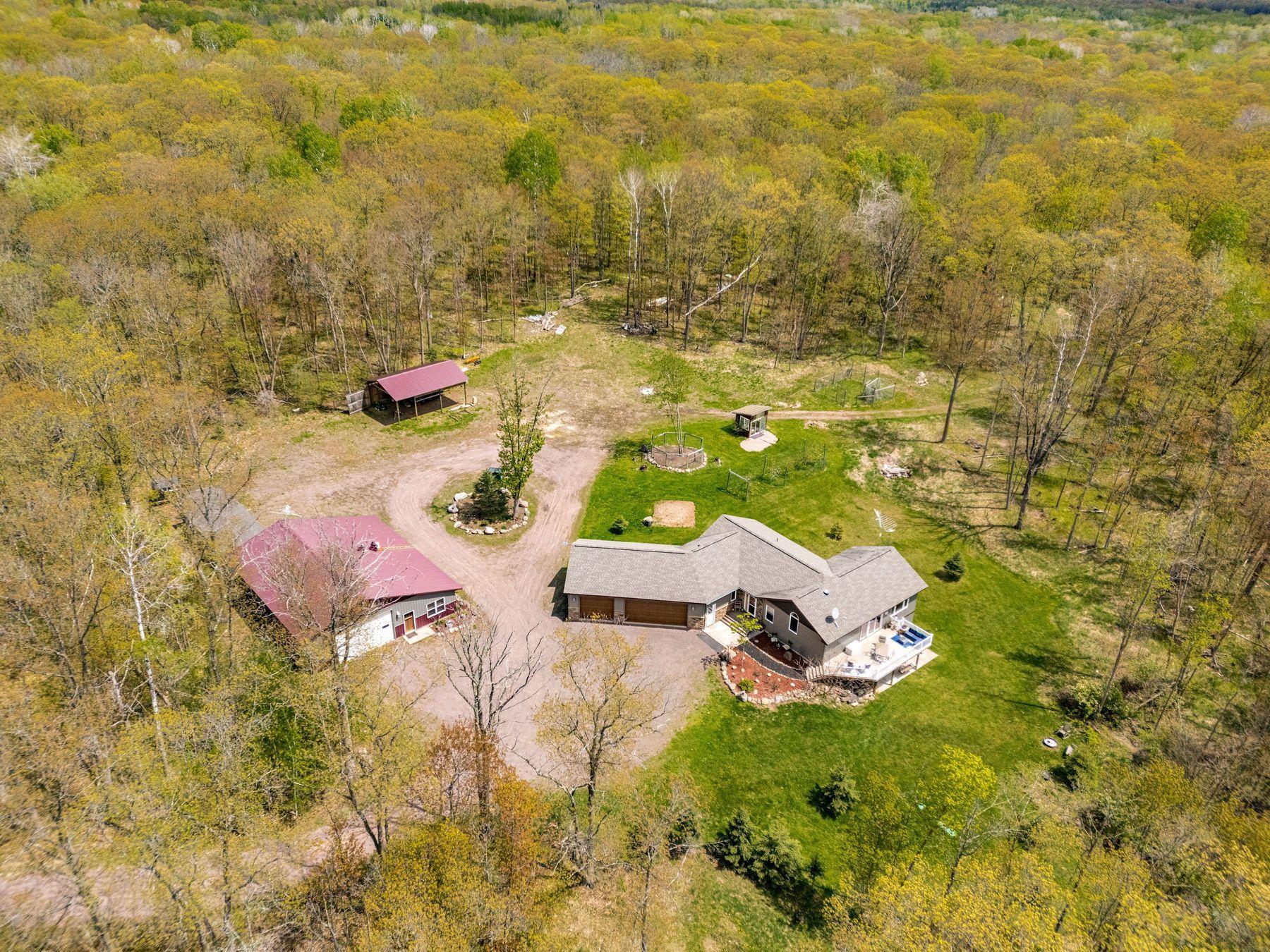 76100 Maple Road Property Photo 1