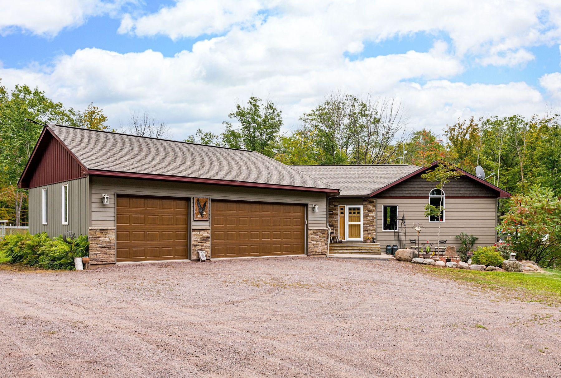 76100 Maple Road Property Photo 4