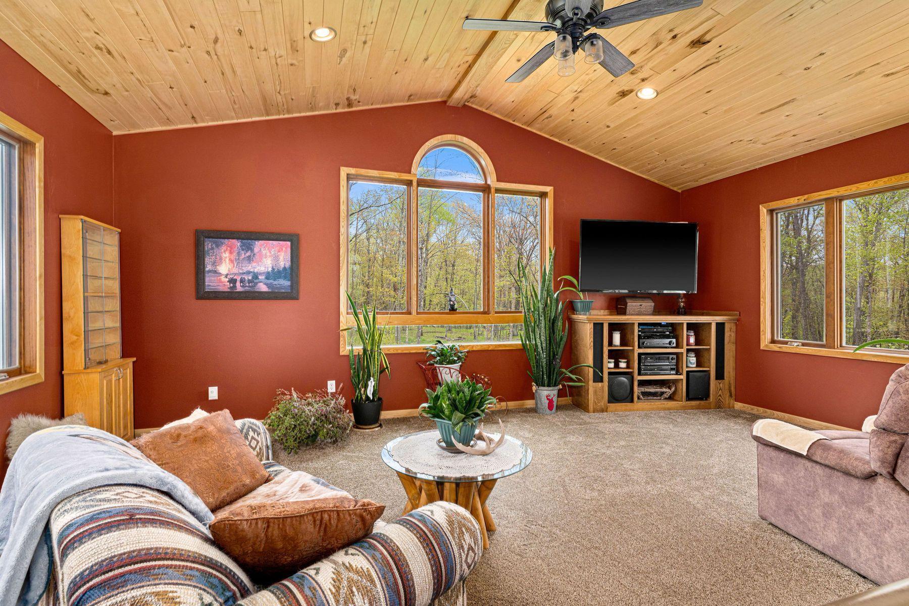 76100 Maple Road Property Photo 10