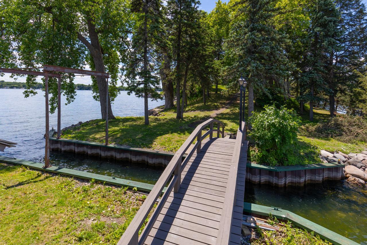 1000 Gale Island Property Photo 43