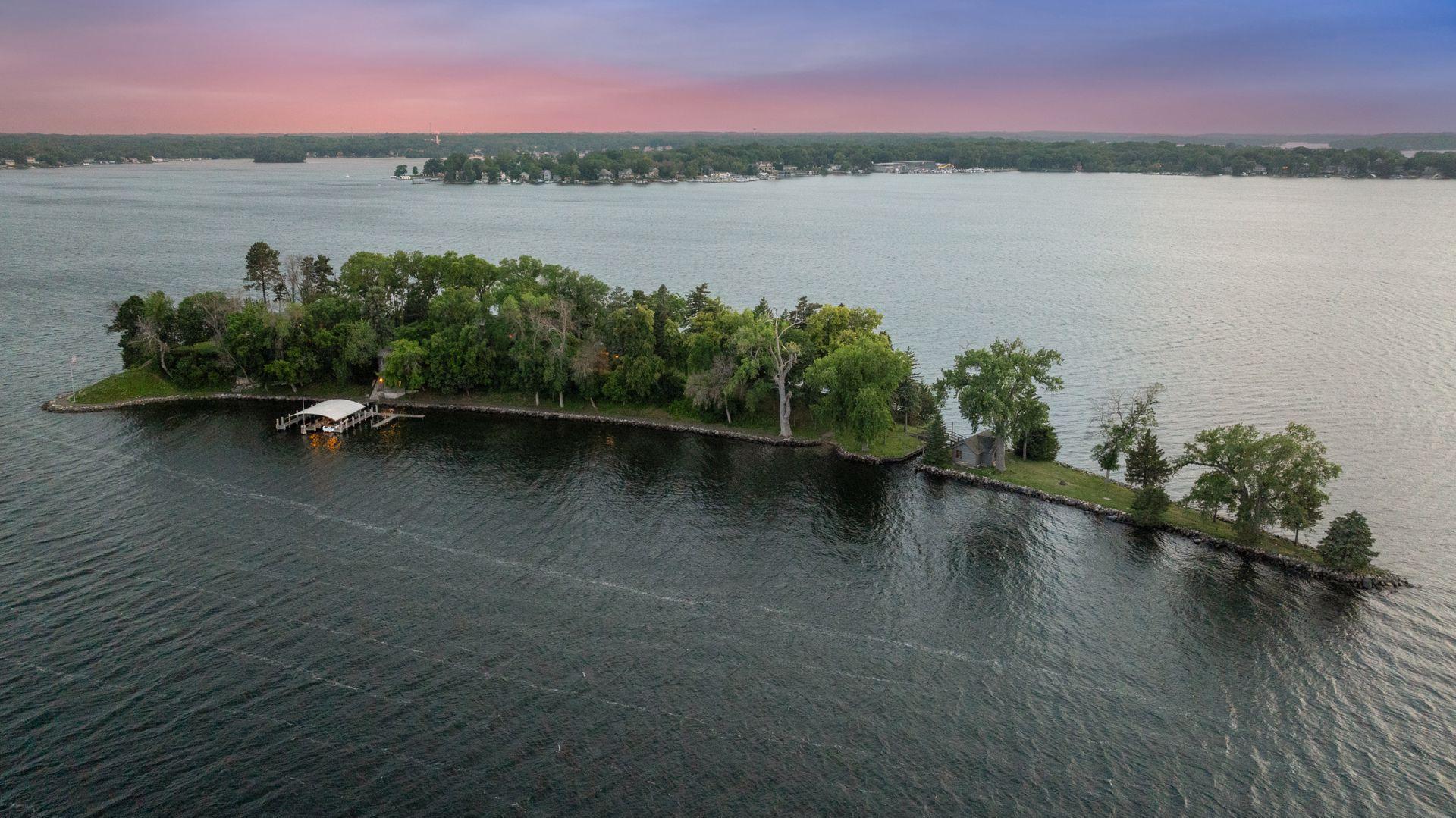 1000 Gale Island Property Photo 54