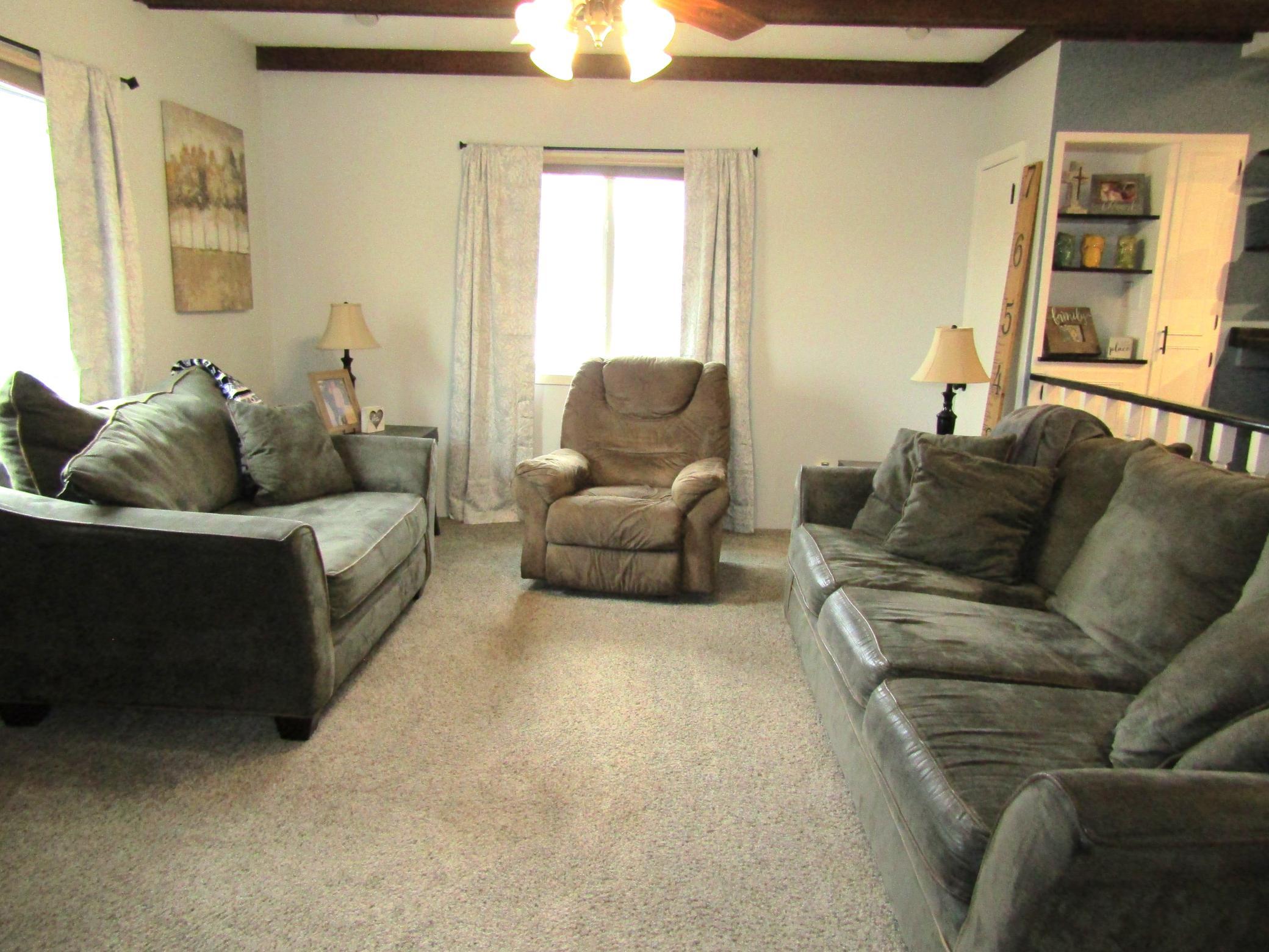 215 7th Street Property Photo 7
