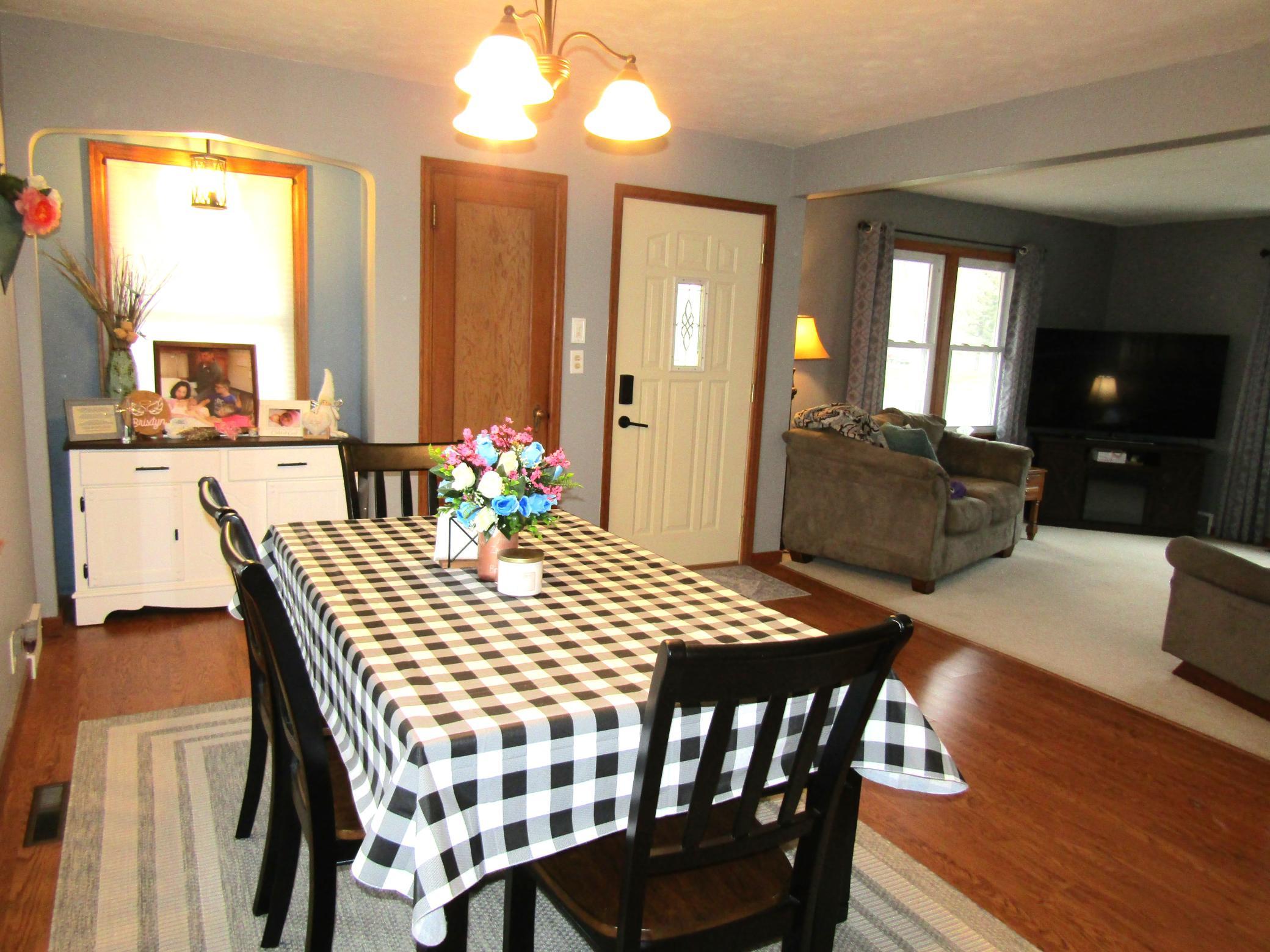 215 7th Street Property Photo 16