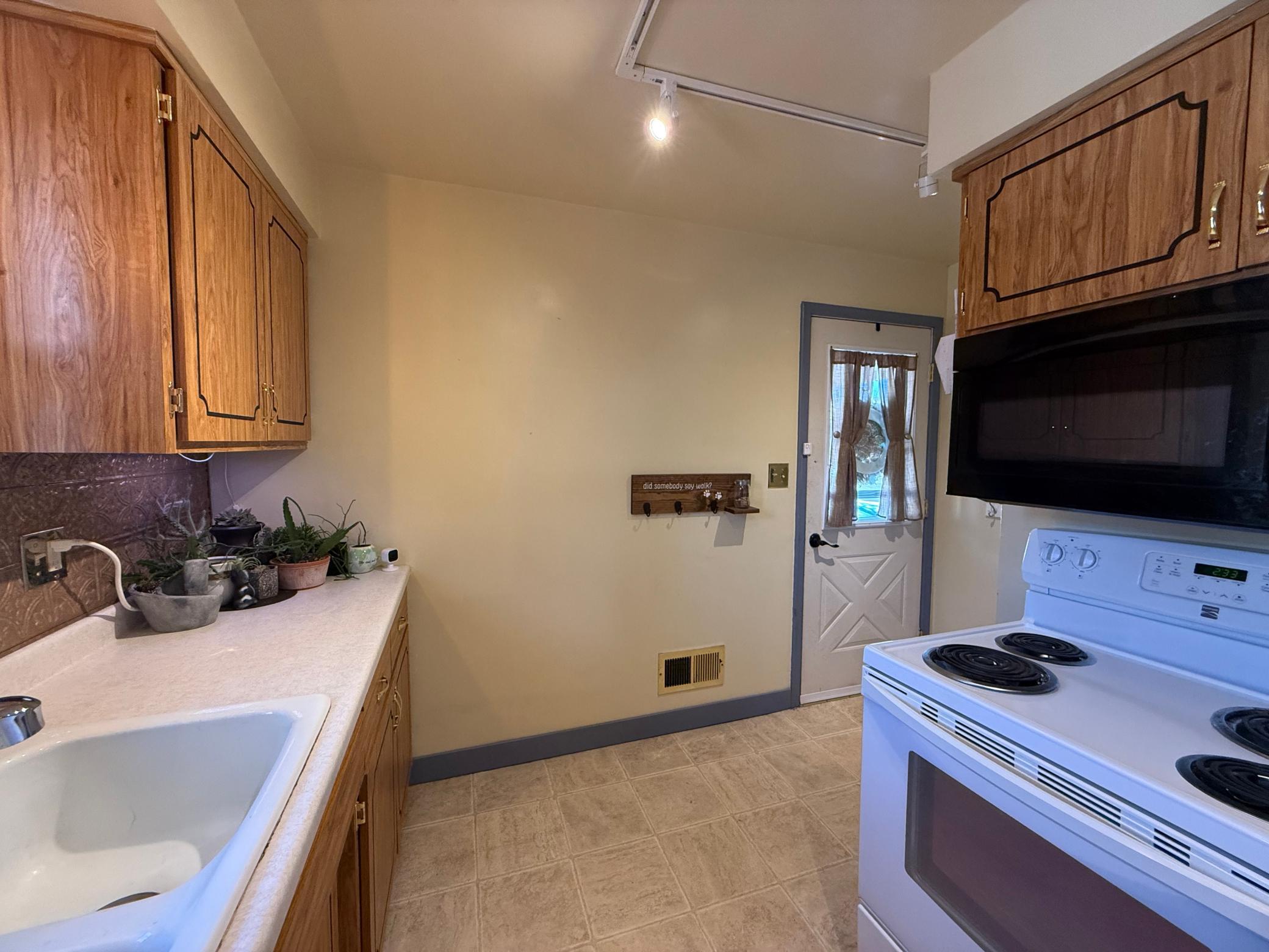 1838 Forest Street Property Photo 28