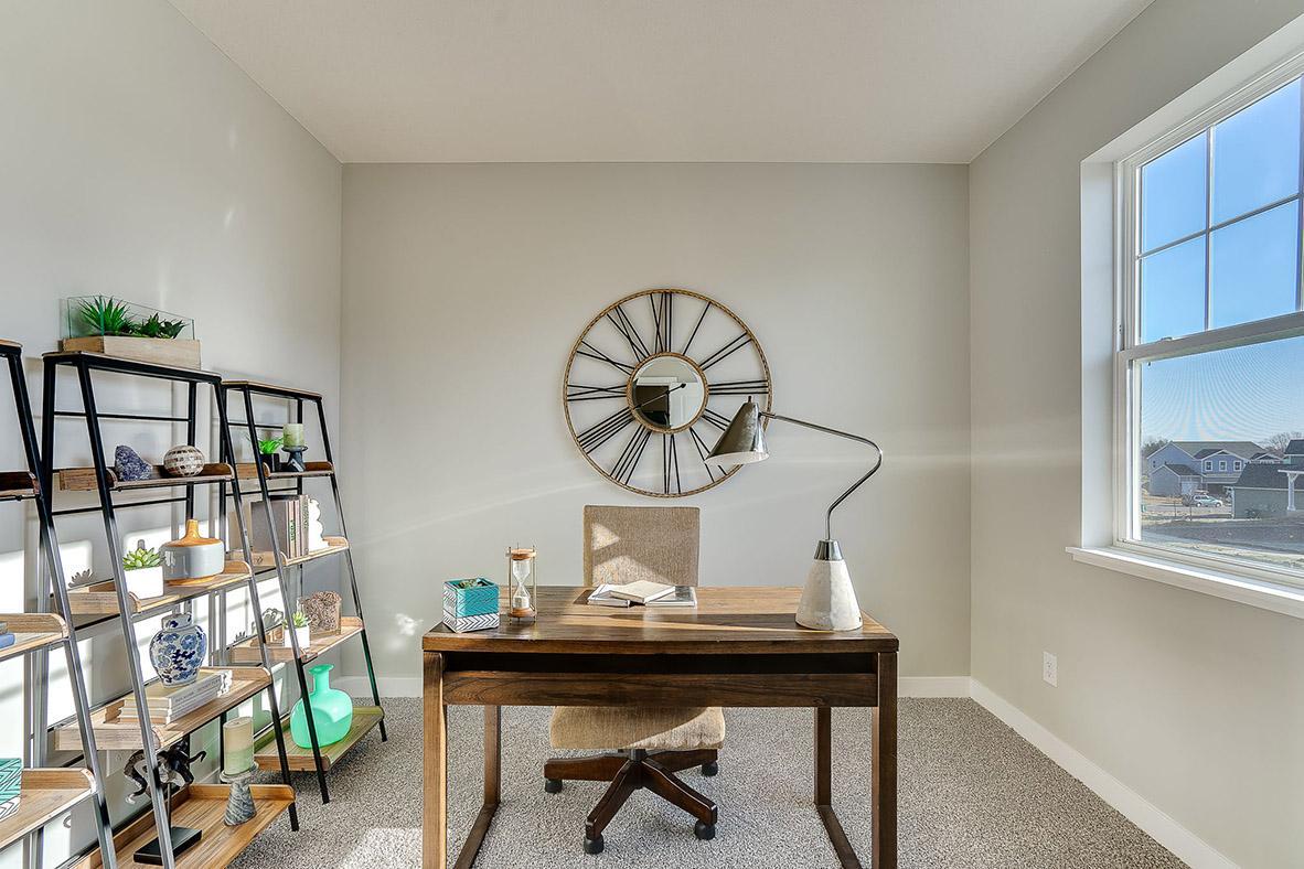 1724 Oak Creek Pass Property Photo 8