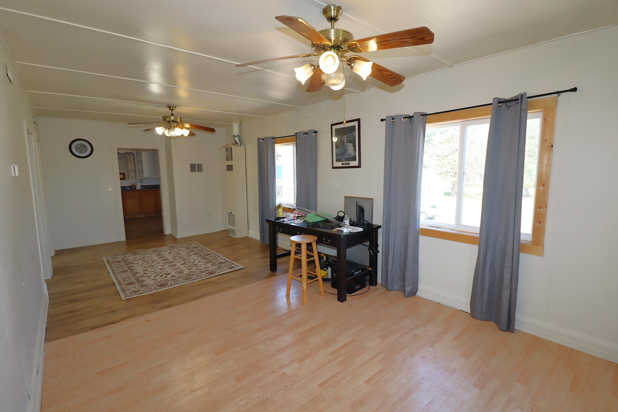 22195 Us Highway 63 Property Photo 25