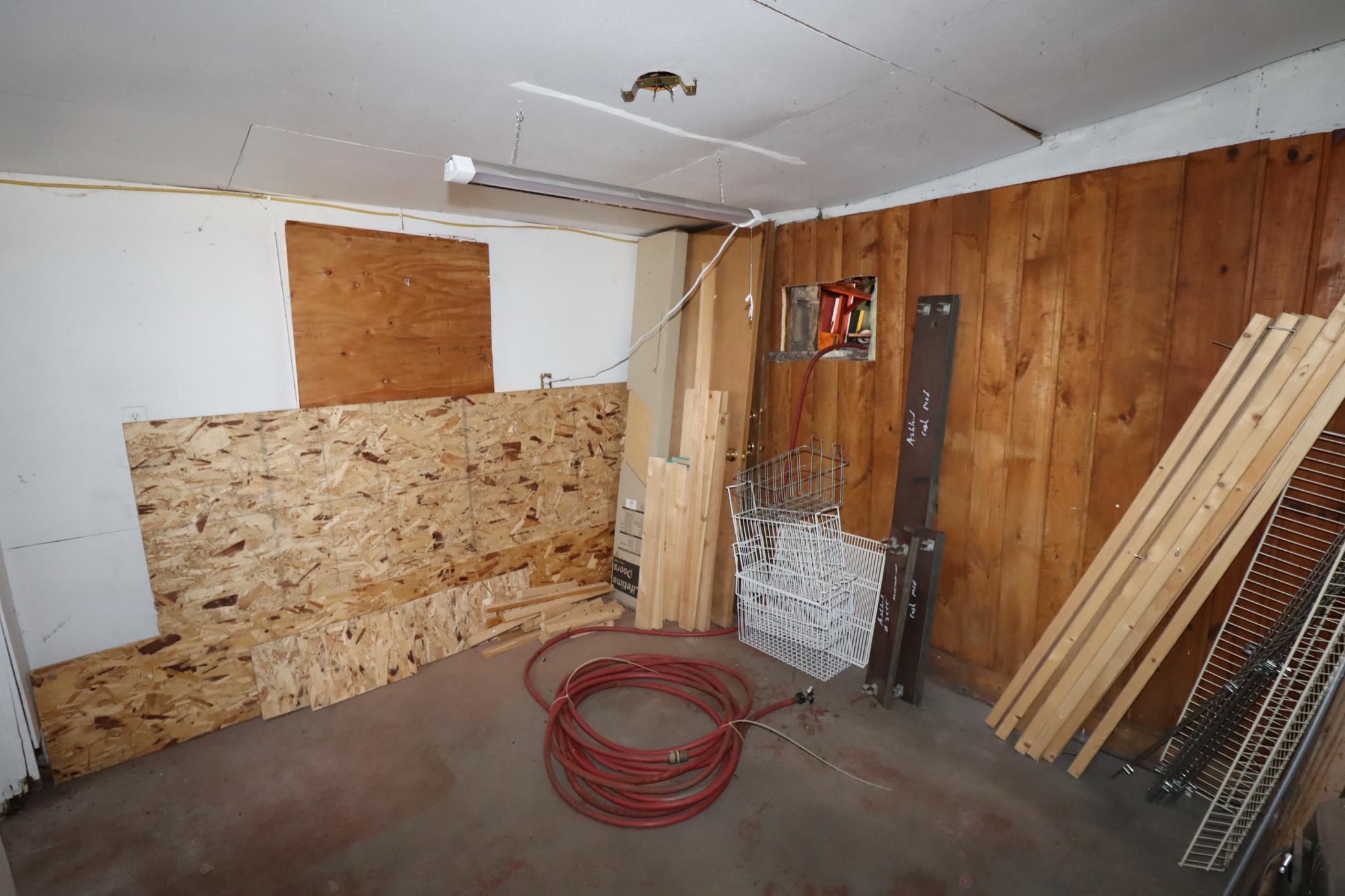 22195 Us Highway 63 Property Photo 43