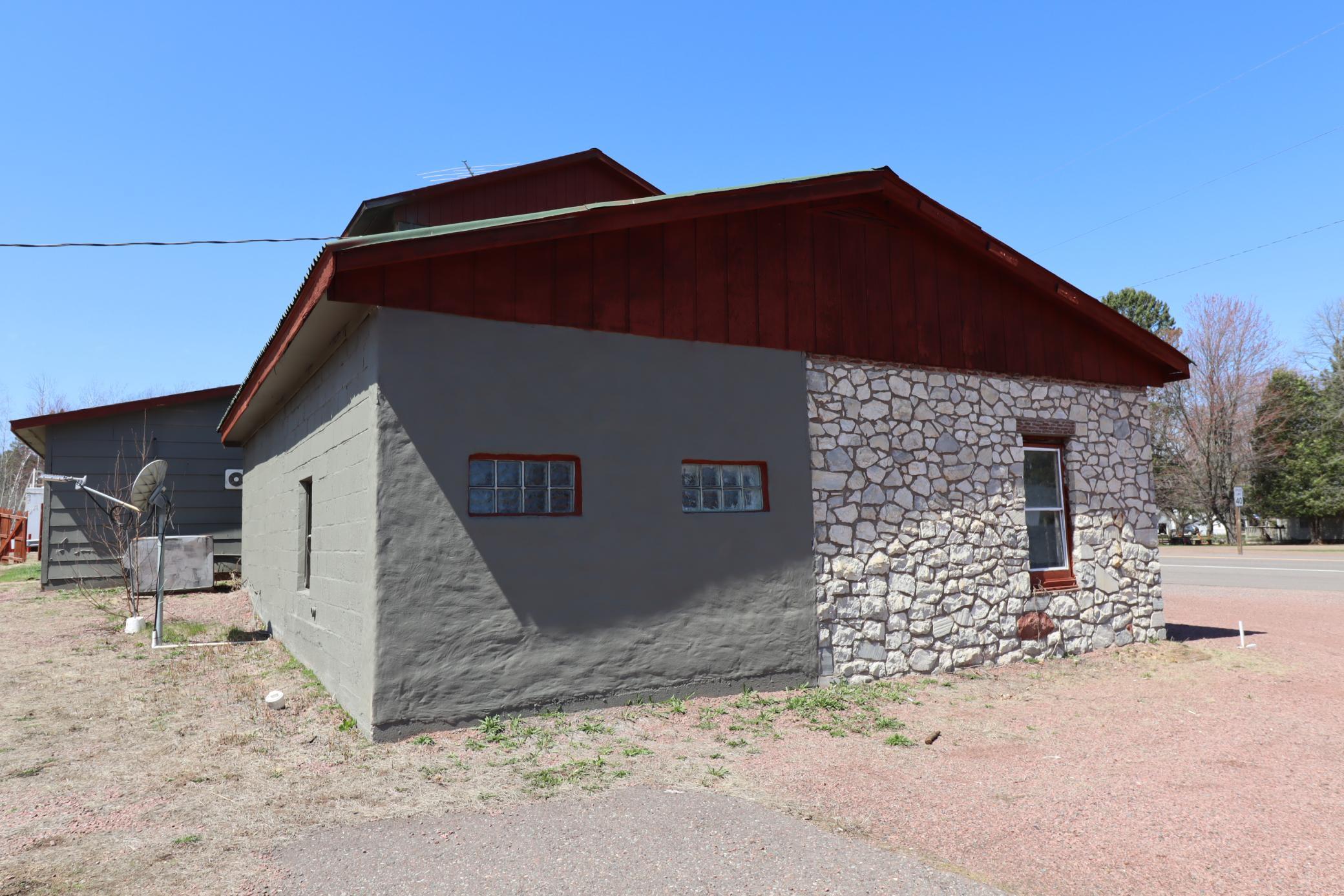 22195 Us Highway 63 Property Photo 54