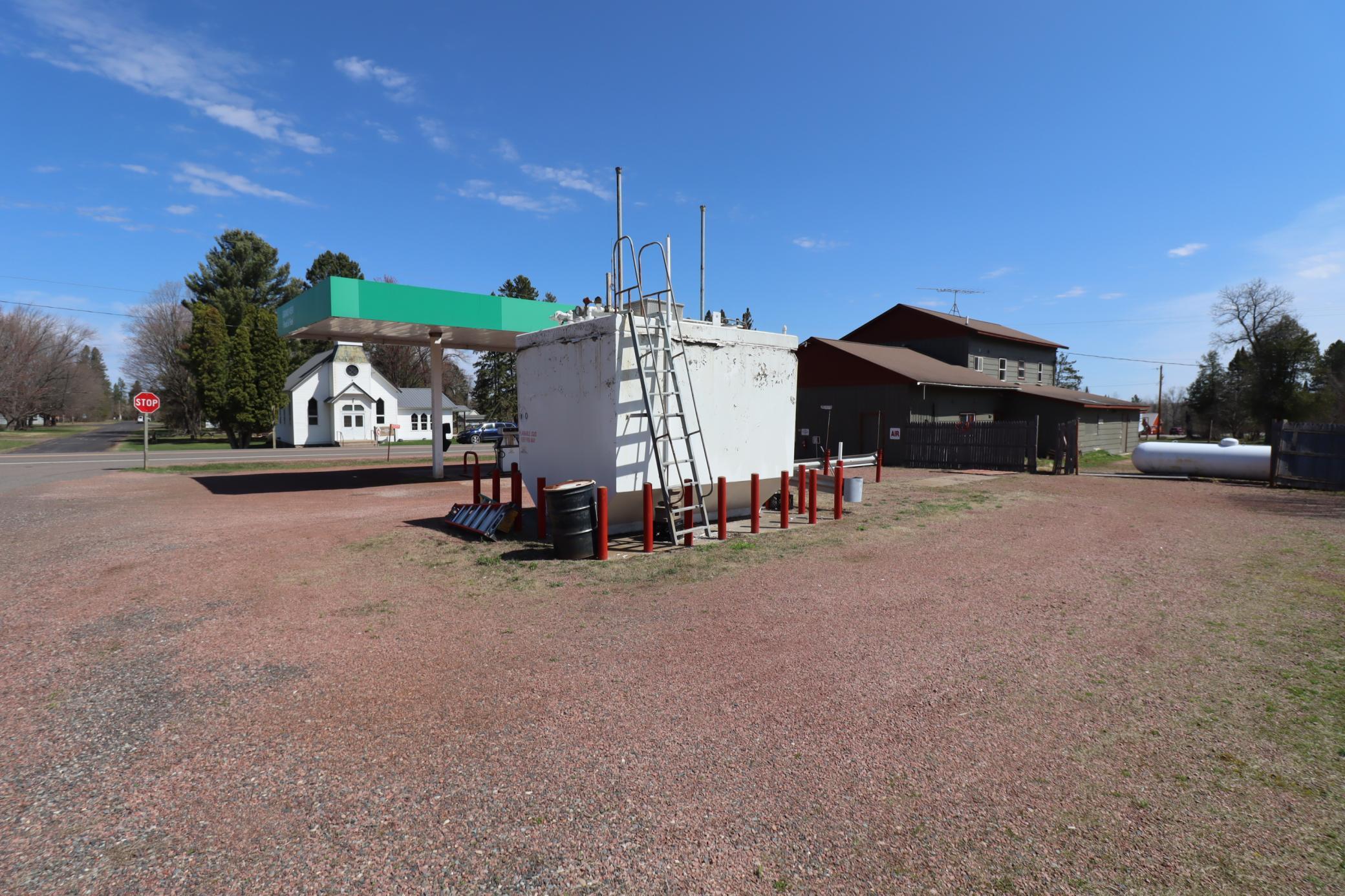 22195 Us Highway 63 Property Photo 57