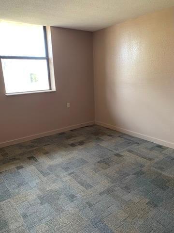 31 Chestnut Street E #4 Property Photo 12