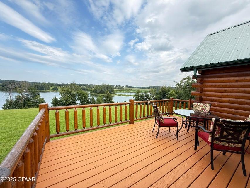 17021 470th Street Property Photo 2
